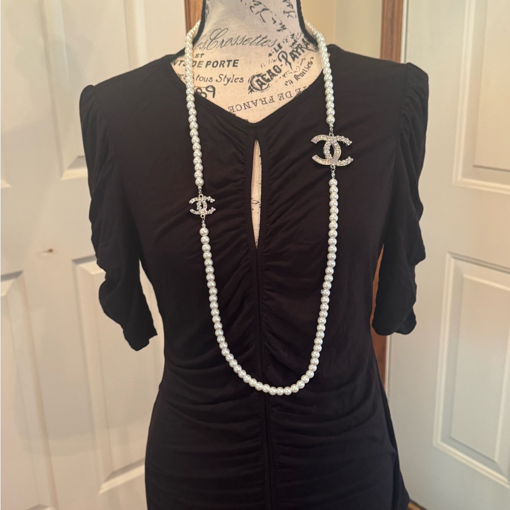 White House Black Market black ruched keyhole blouse size small